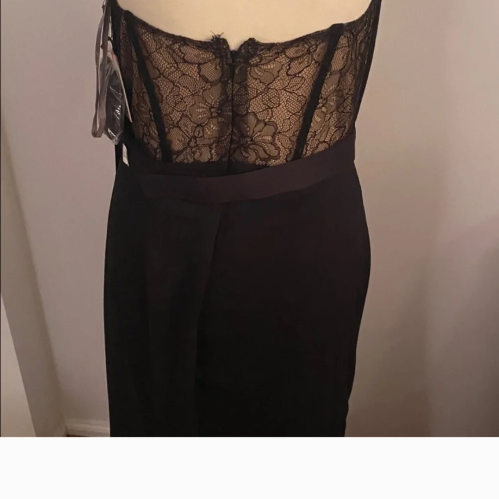 White by Vera Wang Black Lace Strapless Gown Size 8 NWT - Picture 8 of 15